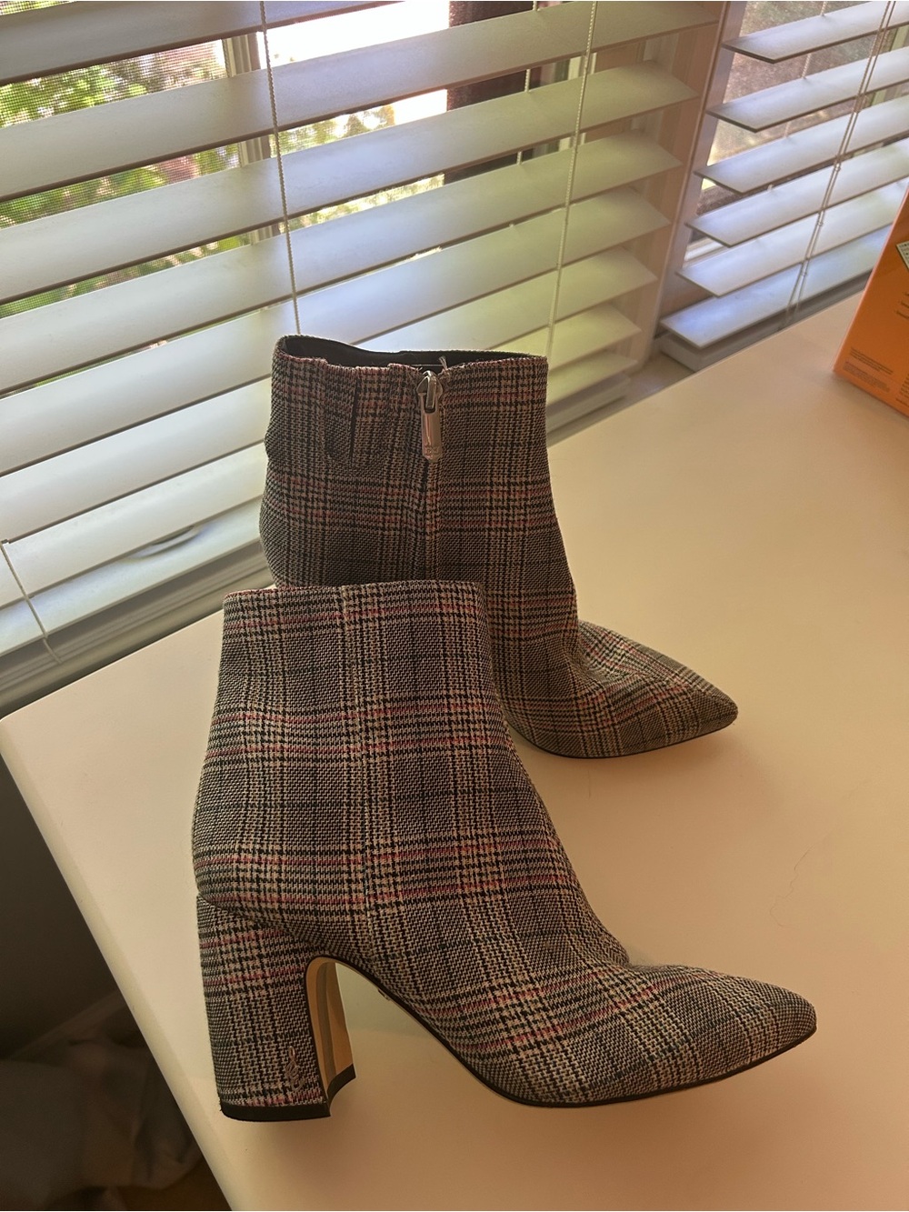 Sam Edelman booties - Picture 1 of 3
